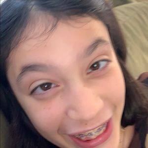 Meet your Posher, Maya